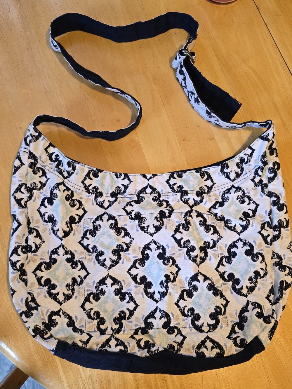 Thirty-One Retro Metro Crossbody Shoulder Bag Black White Blue Print